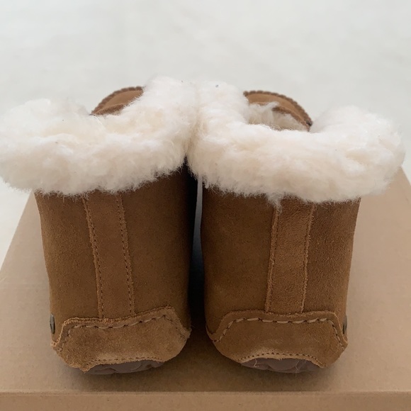 NWB UGG Alena chestnut moccasins slippers - Picture 3 of 10
